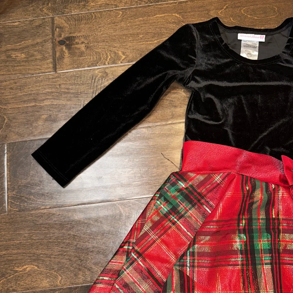 Bonnie Jean Velvet and Crinoline Plaid Long Sleeve Dress Girls Size 6